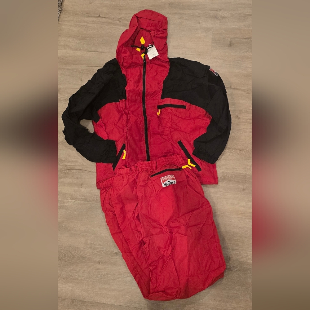 VTG 90s Marlboro Rain Suit/Windbreaker Jacket & Pants Large Adventure Team New